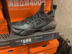 -NIKE上海青浦优选体验店