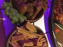 -瓜西西重庆火锅(花溪店)