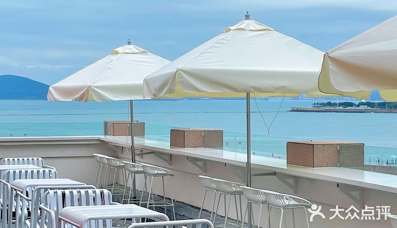在屋頂看海🌊聽夏日漱石