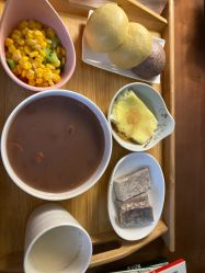 -卓玥国际月子会所(罗山路店)