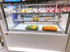 面包甜点陈列柜-奈雪的茶(华侨城创意园店)