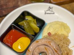 -Famous肥猫墨西哥音乐餐吧(五棵松华熙LIVE店)