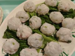 手打墨鱼丸-尚竹阁冬瓜盅·18年地标美食(平洲店)