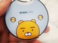 -KAKAO FRIENDS(弘大店)