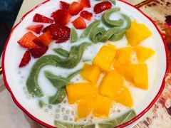 士多啤梨芒果绿茶拉面-甜心妈妈·榴莲星级糖水(北京路总店)