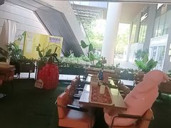 -瑞虹新天地月亮湾