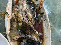 -四川小胡子海鲜(丁村万人海鲜广场店)