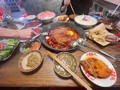 -萍姐火锅·公路夜市(武汉首店)