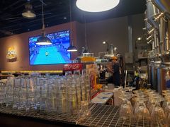 -HUZI虎滋精酿餐吧(京西大悦城店)
