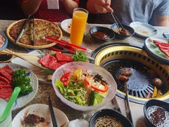 -炼火烤肉店