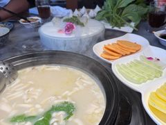 胡椒猪肚鸡煲-大匠工房古船木艺术餐厅·猪肚鸡专门店(长白仙岛店)