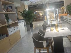 -四小姐的店(泉舜店)