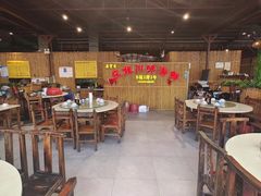 -庄姐川味海鲜B栋2排2号(万人海鲜广场火车头店)
