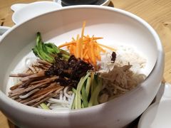 鸡丝凉米线-云海肴·汽锅鸡·云南代表菜(东坝金隅店)