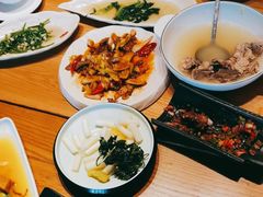 -隔壁老王·家常云南菜(花巷店)