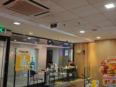 -麦当劳(中山大道中店)