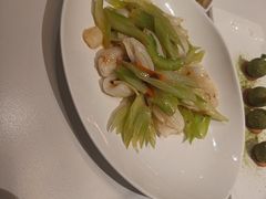 -荟廷·晶萃(陆家嘴尚悦湾店)