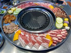 -哈哈碳都·牛肋条无限自助烤肉(台江万达店)