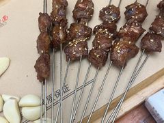 -东大桥小国抻面烧烤(长通路店)