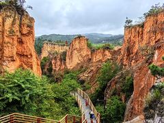 -彩色沙林风景区