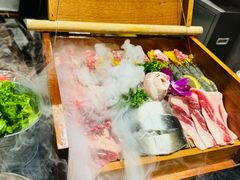 -何发发和牛烧肉·鳗鱼榴莲放题自助(乐峰广场店)