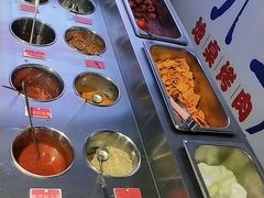 自助调料区-马路牙子烧烤音乐酒馆(望京店)