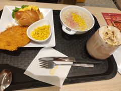 餐蛋包加吉列猪扒加通粉-大家乐(广州荔湾领展广场店)