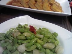 蚕豆荸荠&酸辣豆腐-刘胖子家常菜·蹄花焖藕(中南店)
