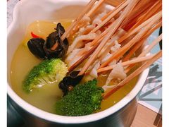 毛肚锅-胡桃里乐队酒馆(大庆店)