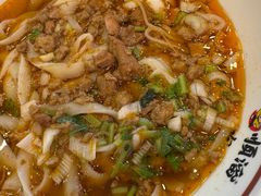 -顺溜·手工刀削面·黑金店(铜锣湾店)