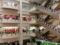 -百荣世贸商城