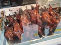 -王浩儿纪六孃甜皮鸭(乐山总店)