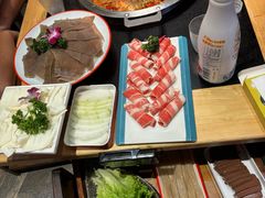 -谭公鱼头·鲜鱼火锅·小龙虾·江湖菜(秀沿路店)