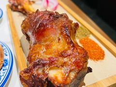 特色烤羊腿-雁滩白记·兰州牛肉面