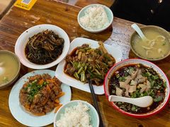 -朱大嘴肥肠血旺(福字街店)
