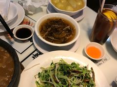 -新大咀港式茶餐厅(宝山万达店)