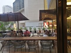 -星巴克(港汇1号办公楼店)