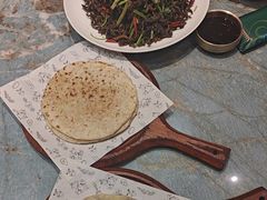 -哈啾嗨·新概念蒙餐(红星新城店)