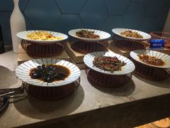 -锤头鲨毛肚海鲜烤肉自助餐厅(国购广场店)