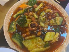 -炖四方东北铁锅炖·烧烤小龙虾(中豪国际店)