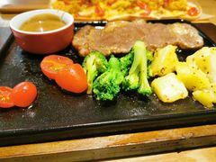 -必胜客(百联又一城店)