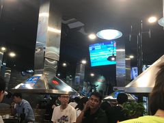 -马路牙子烧烤音乐酒馆(望京店)
