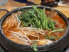 土豆脊骨锅-源味屋韩式火锅&炸鸡(鼎城当代商城店)