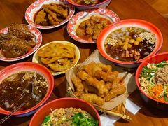-爆炸头阿姨小四川正宗川味小吃(无任何分店)