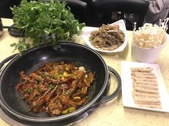 -张大师鸭爪爪特色火锅(万达店)