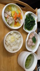 -卓玥国际月子会所(罗山路店)