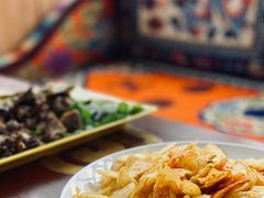 土豆片-四姑娘山阿巴郎·藏式花园餐厅