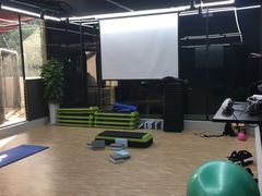 -Liking Fit24小时智能健身(金汇路韩国街店)