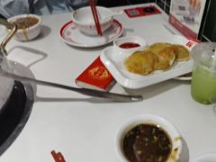 -八合里潮汕鲜牛肉火锅(上海汇智广场店)