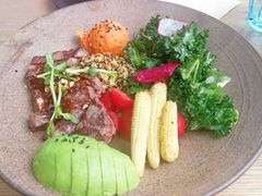 牛排藜麦沙拉-O'mills Sourdough Bakery&Bistro(永嘉路店)
